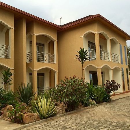 קיגאלי Heaven Restaurant & Boutique Hotel מראה חיצוני תמונה