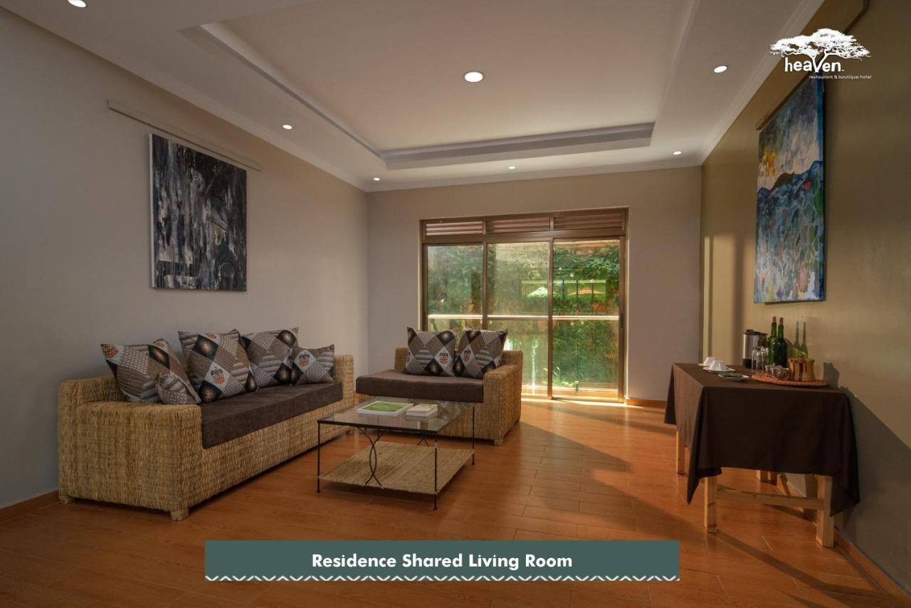 קיגאלי Heaven Restaurant & Boutique Hotel מראה חיצוני תמונה