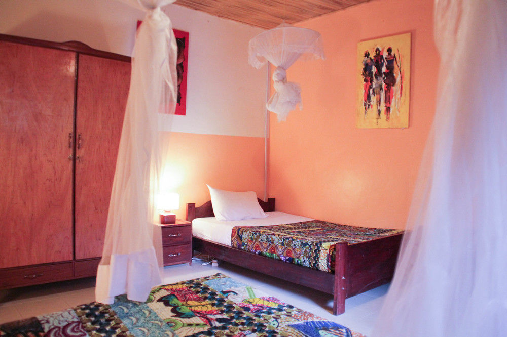 קיגאלי Heaven Restaurant & Boutique Hotel מראה חיצוני תמונה